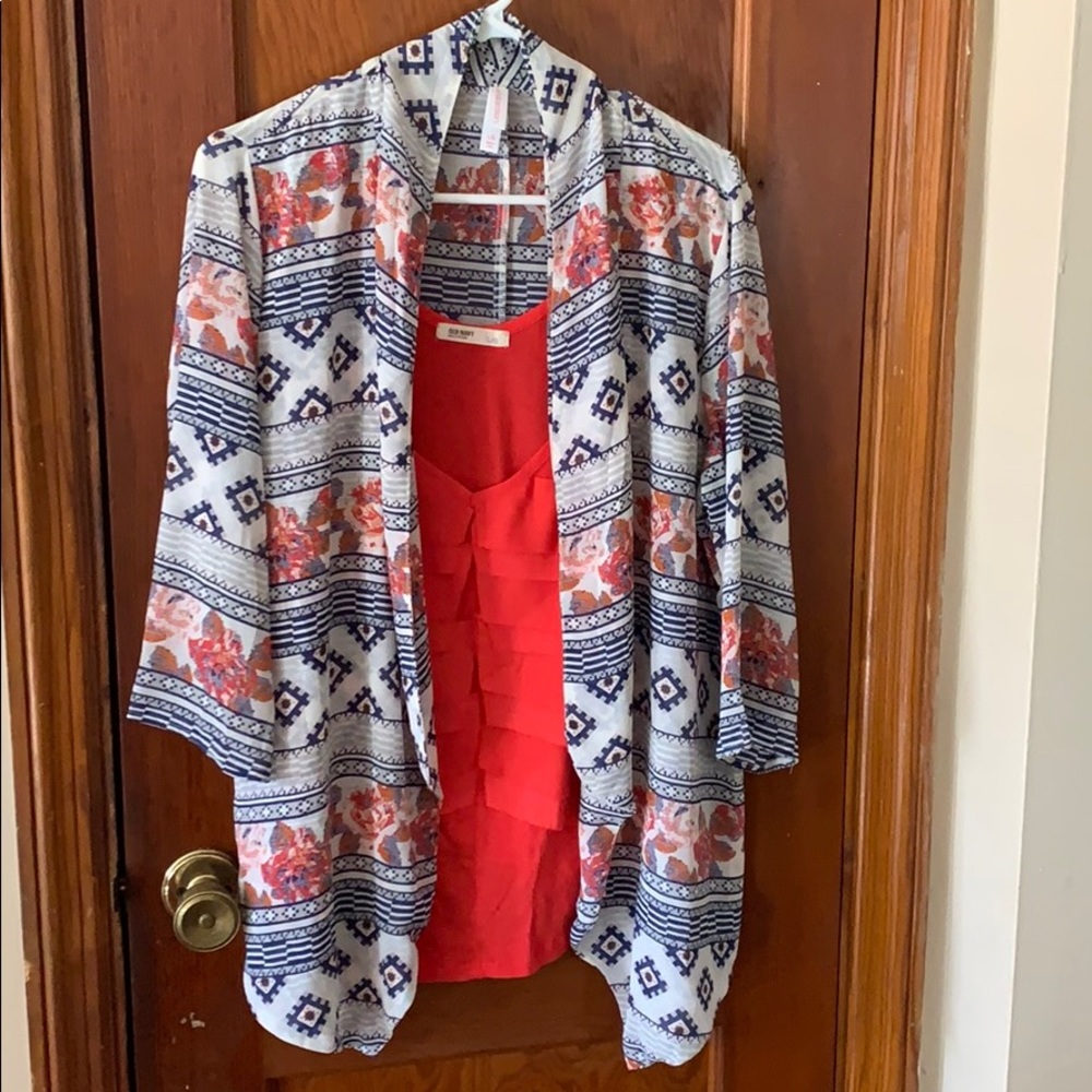 Shirt and tank combo large